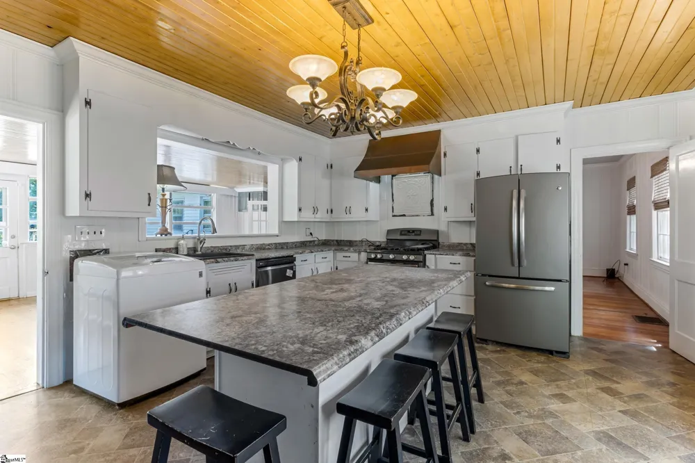 631 Piedmont Golf Course Road Piedmont, SC 29673