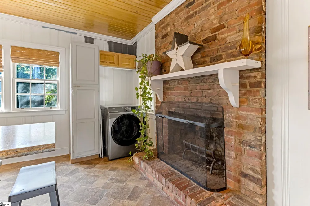 631 Piedmont Golf Course Road Piedmont, SC 29673