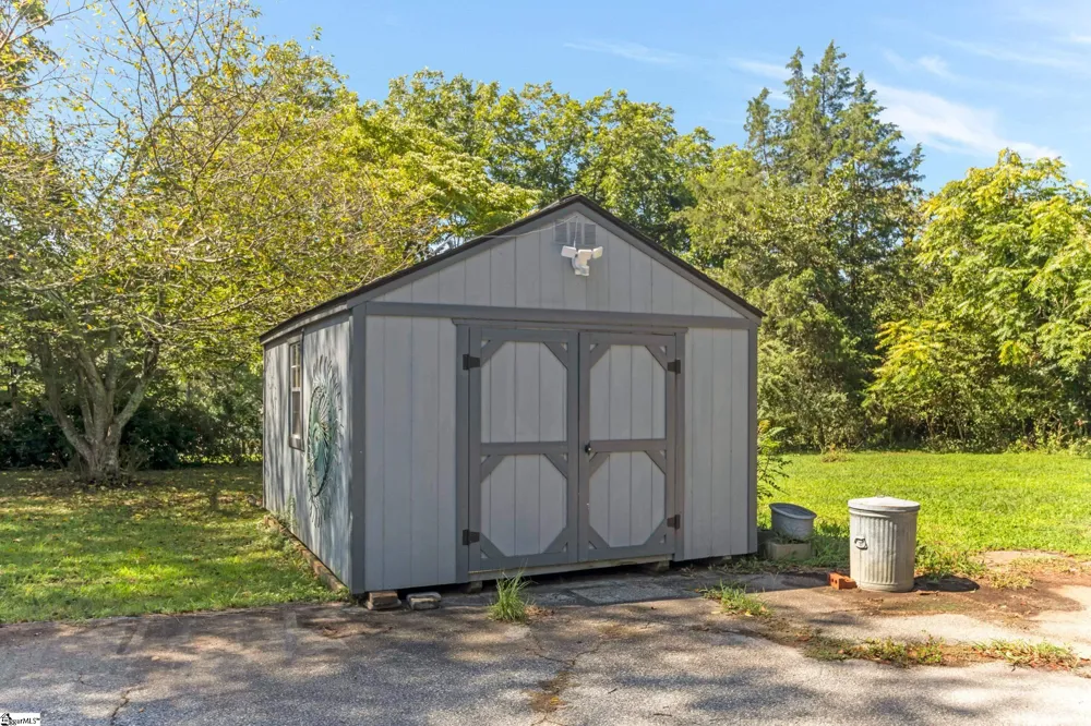 631 Piedmont Golf Course Road Piedmont, SC 29673