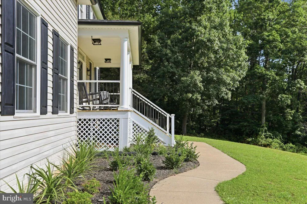 6178 JOHN BARTON PAYNE ROAD Marshall, VA 20115