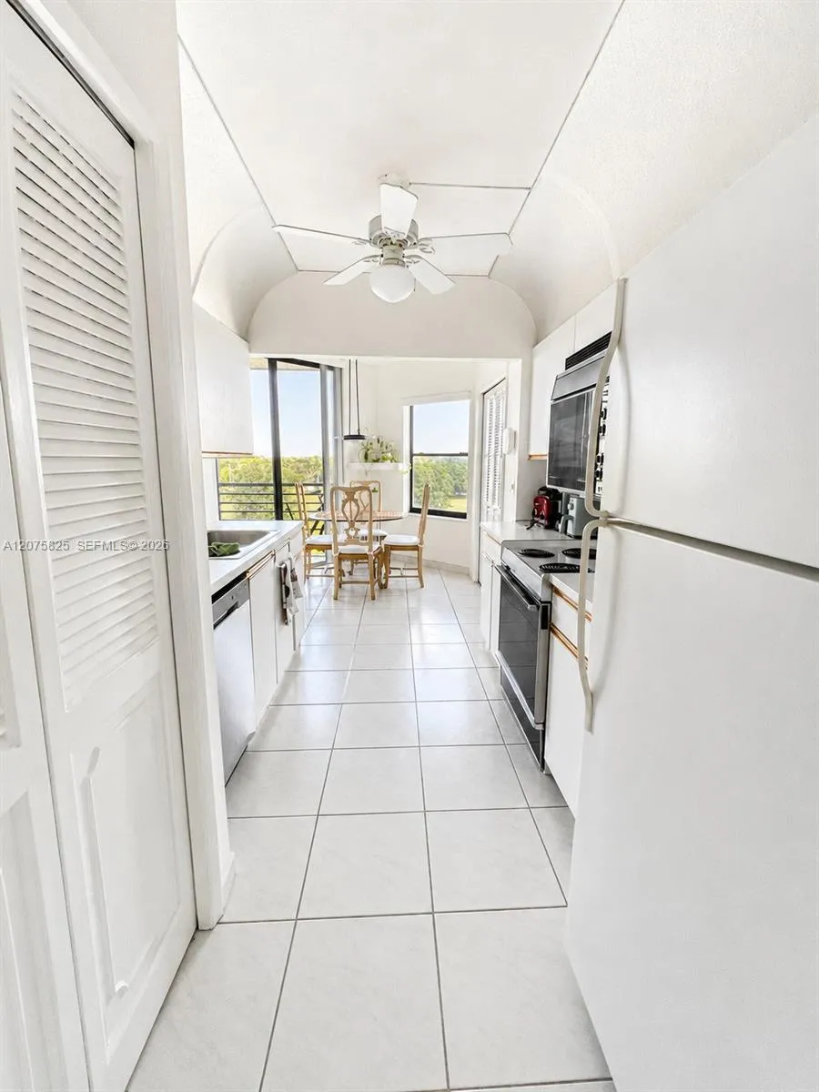 7300 Radice Ct #503 Lauderhill, FL 33319