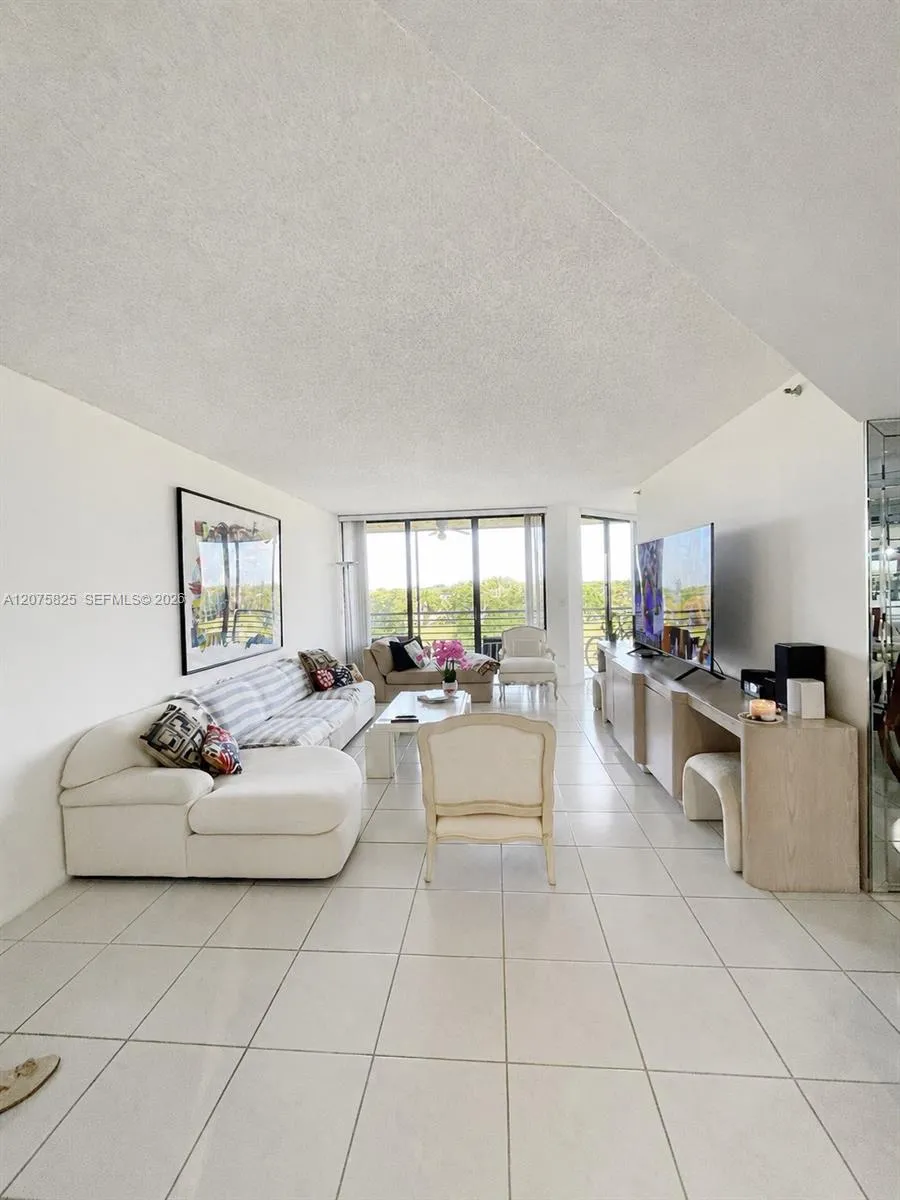 7300 Radice Ct #503 Lauderhill, FL 33319