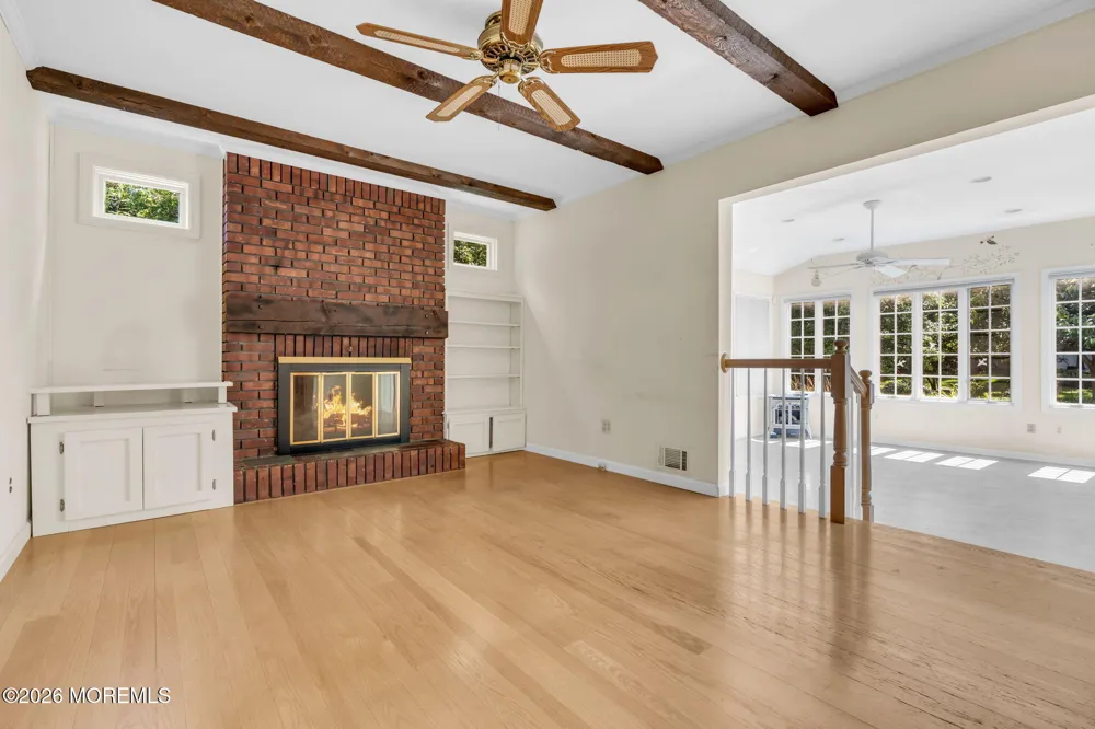 29 Meadowbrook Drive Howell, NJ 07731