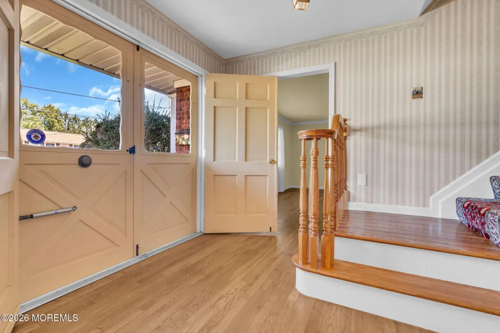 29 Meadowbrook Drive Howell, NJ 07731