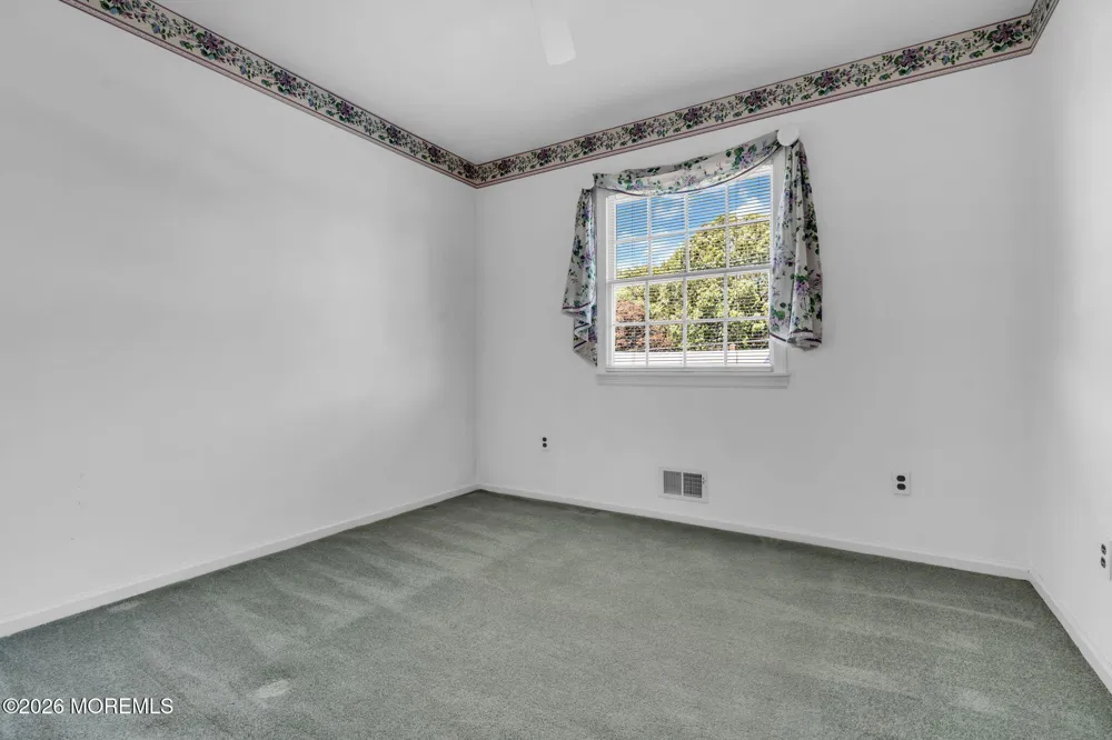 29 Meadowbrook Drive Howell, NJ 07731