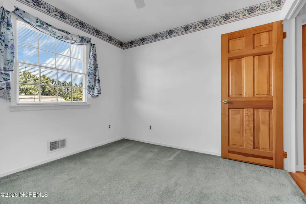 29 Meadowbrook Drive Howell, NJ 07731