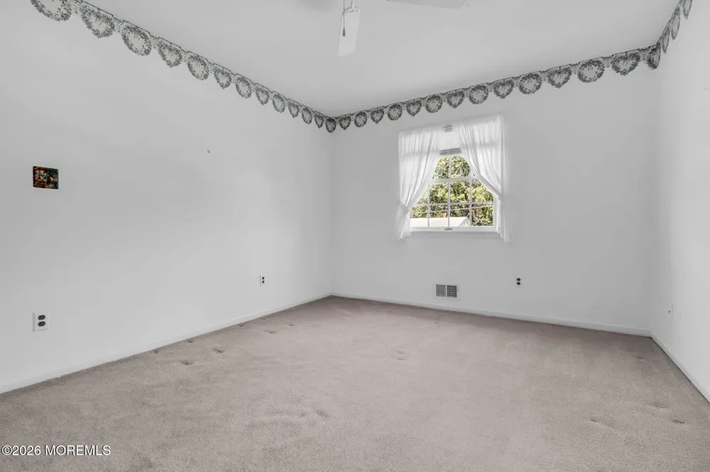 29 Meadowbrook Drive Howell, NJ 07731