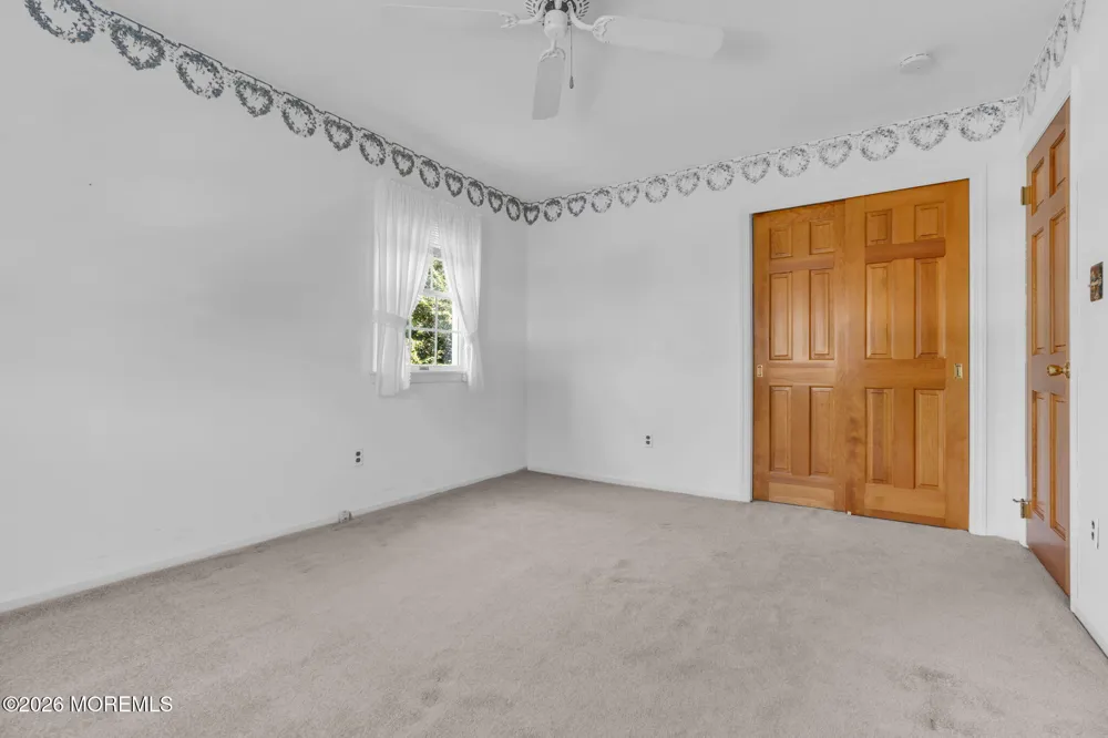 29 Meadowbrook Drive Howell, NJ 07731