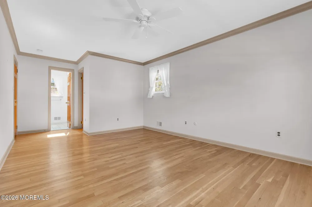 29 Meadowbrook Drive Howell, NJ 07731
