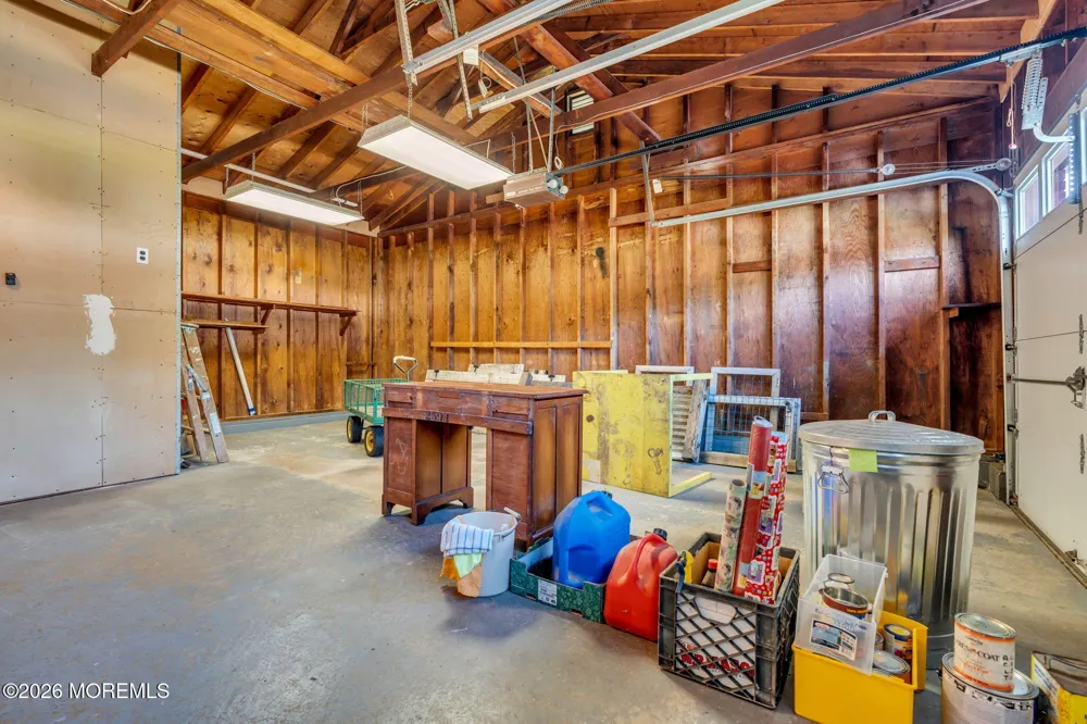 29 Meadowbrook Drive Howell, NJ 07731