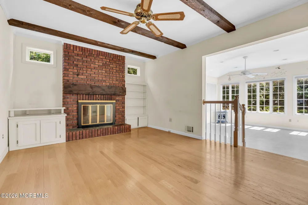29 Meadowbrook Drive Howell, NJ 07731
