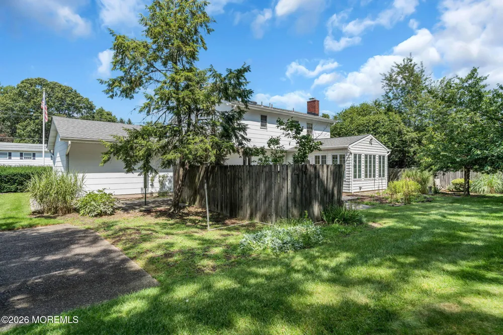 29 Meadowbrook Drive Howell, NJ 07731