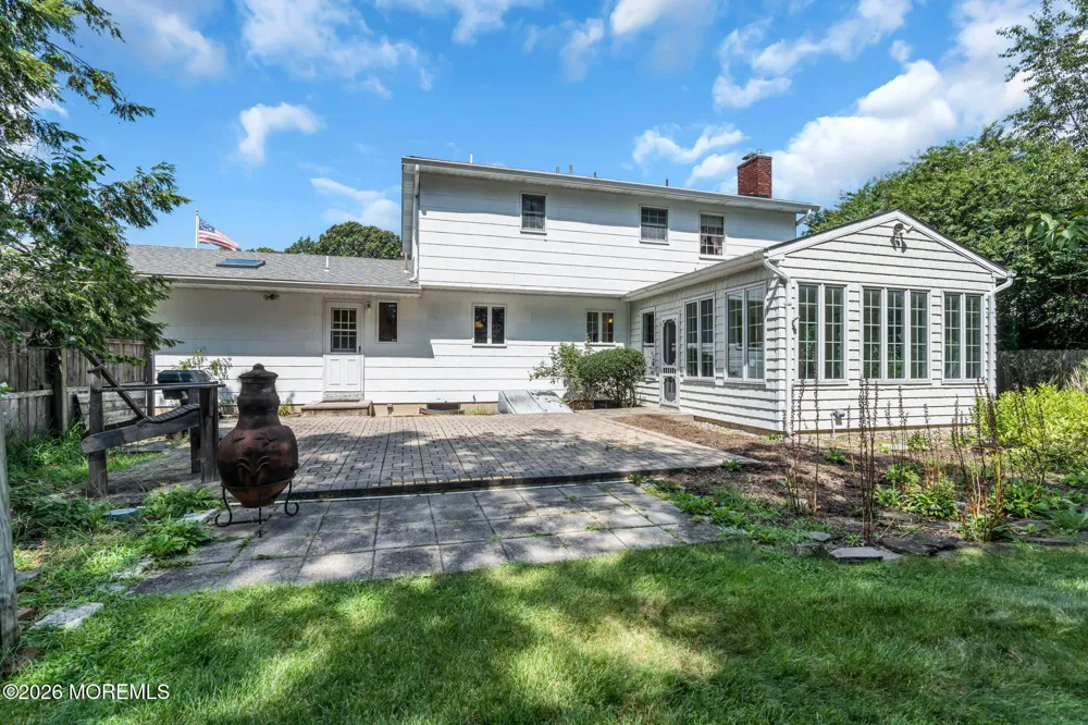 29 Meadowbrook Drive Howell, NJ 07731