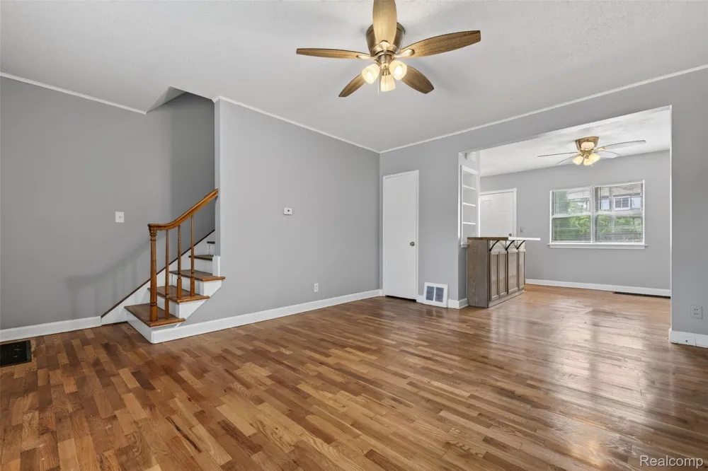 316 Sheffield Avenue Flint City, MI 48503