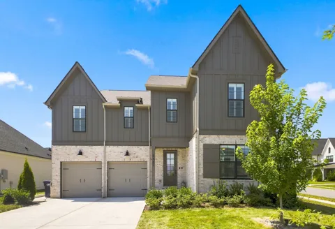 3487 Burgate Trl