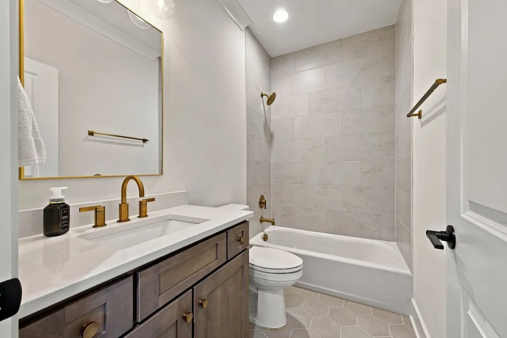 3487 Burgate Trl Thompsons Station, TN 37179