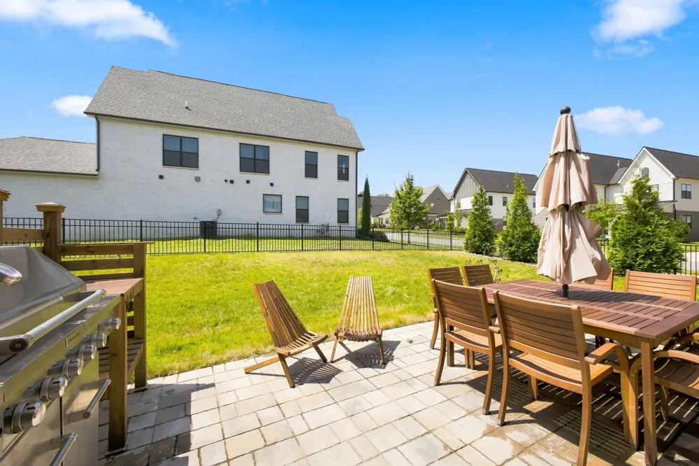 3487 Burgate Trl Thompsons Station, TN 37179