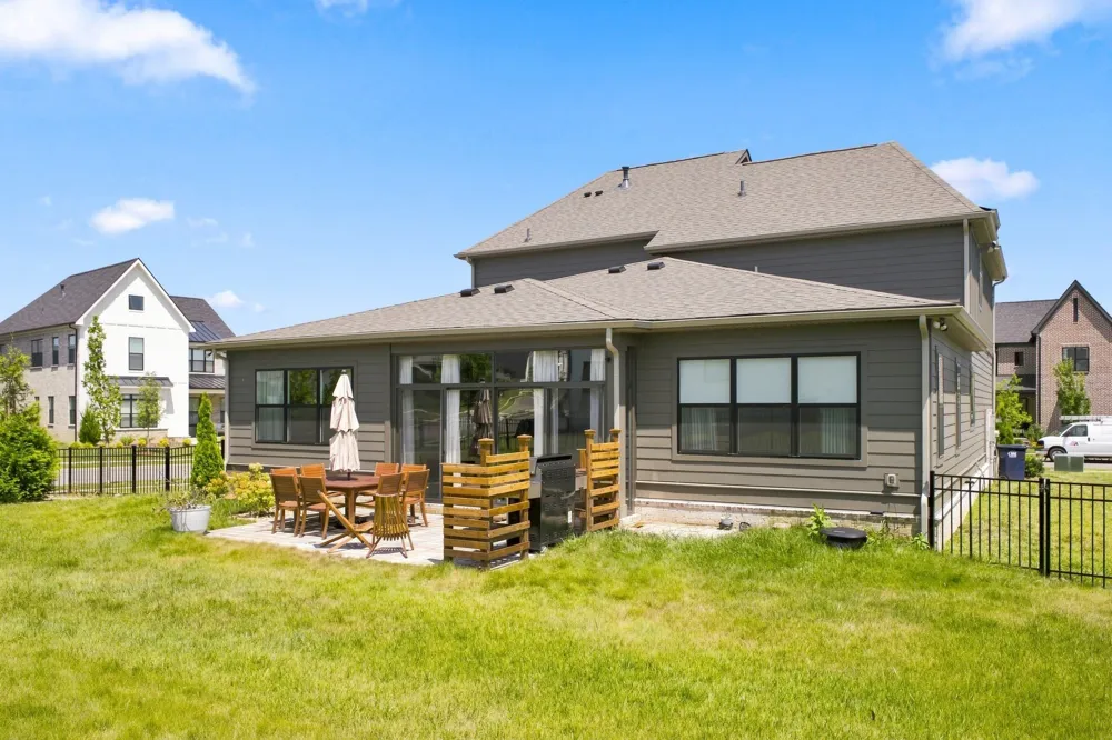 3487 Burgate Trl Thompsons Station, TN 37179