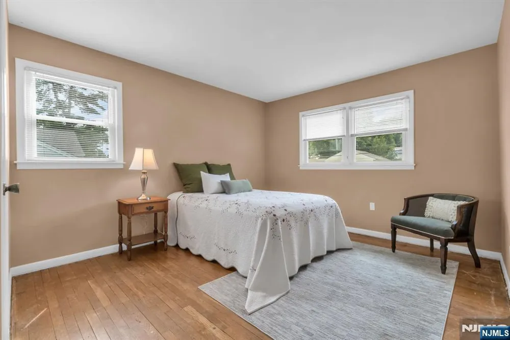 12 Brook Place West Orange, NJ 07052