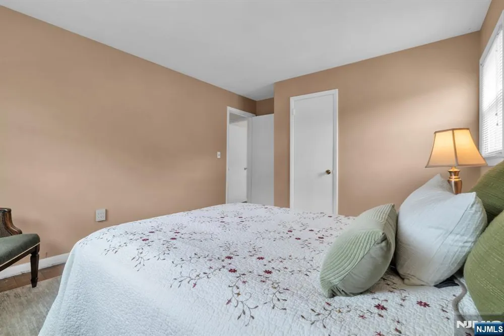 12 Brook Place West Orange, NJ 07052