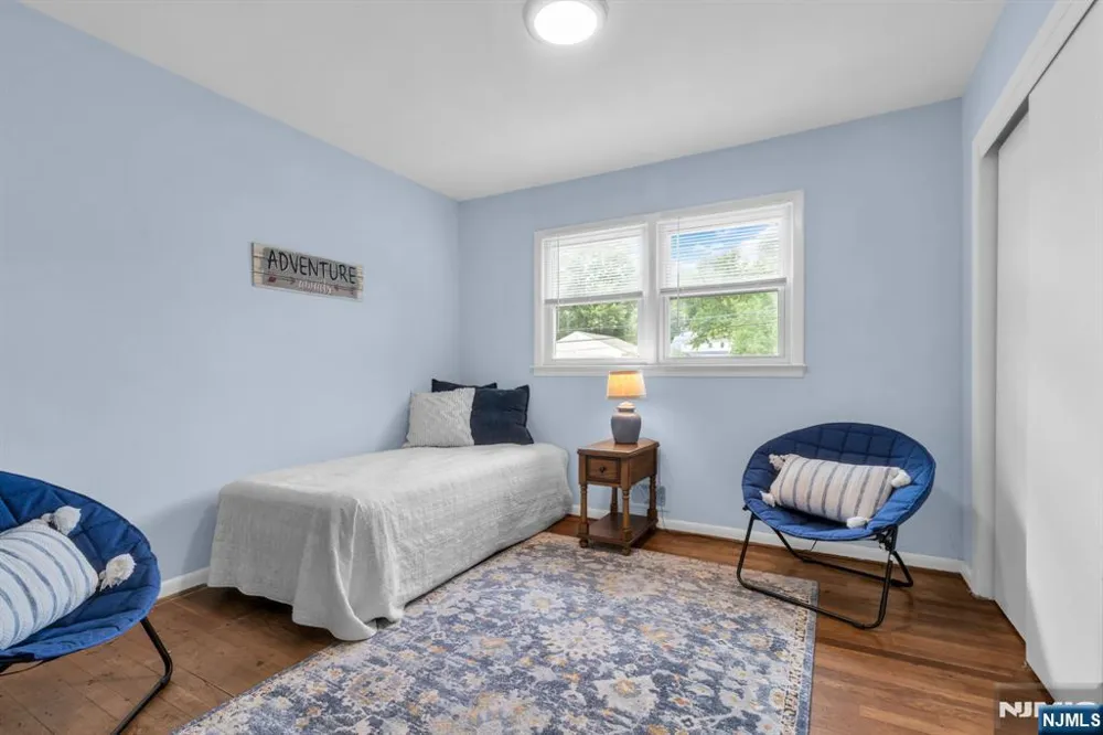 12 Brook Place West Orange, NJ 07052