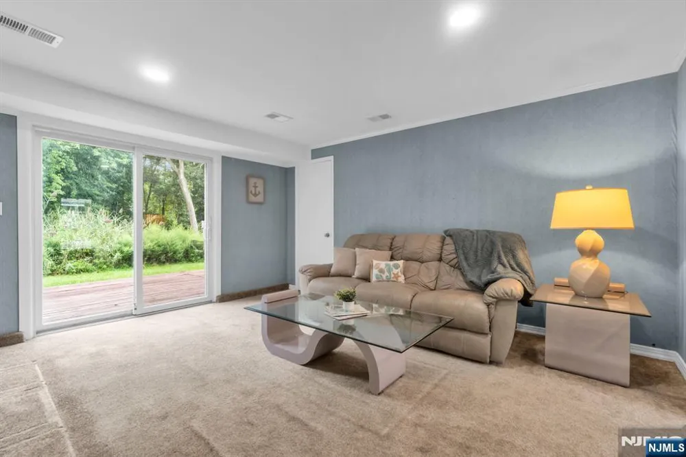 12 Brook Place West Orange, NJ 07052