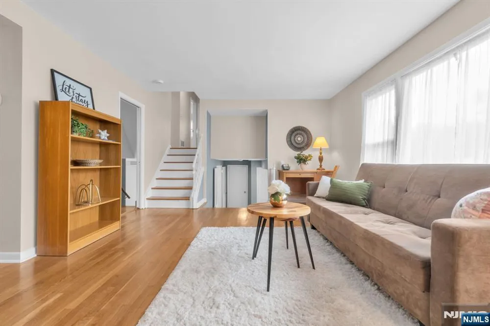 12 Brook Place West Orange, NJ 07052