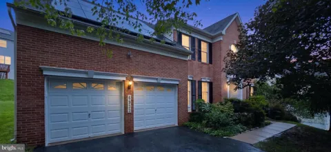 6933 SANDY CREEK COURT