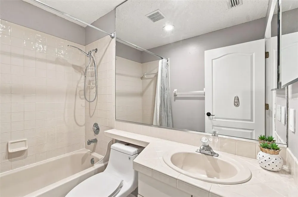 16804 SHEFFIELD PARK DRIVE Lutz, FL 33549