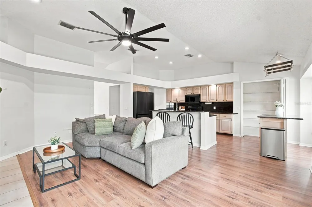 16804 SHEFFIELD PARK DRIVE Lutz, FL 33549