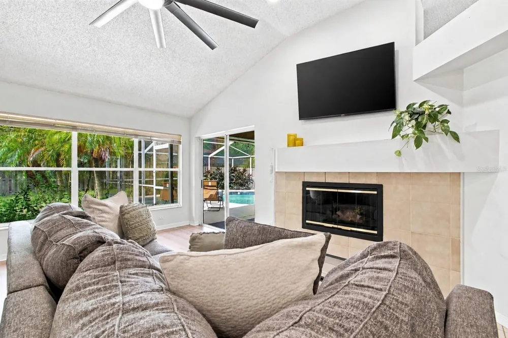 16804 SHEFFIELD PARK DRIVE Lutz, FL 33549
