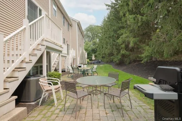 35 Meadow Lane #35-Building 8F Nanuet, NY 10954