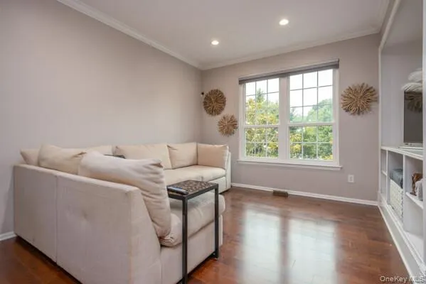35 Meadow Lane #35-Building 8F Nanuet, NY 10954