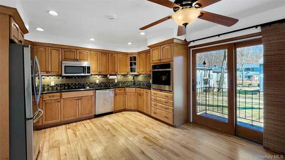 36 Fair #B11 Cold Spring, NY 10516