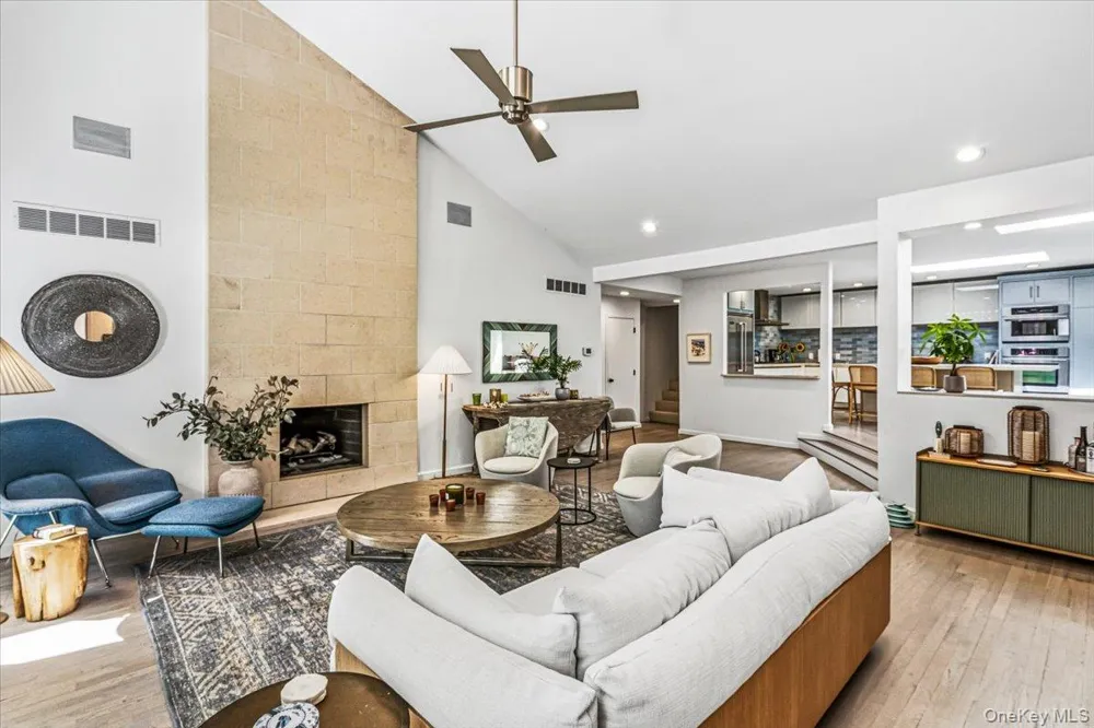 3 Quantuck Bay Lane Westhampton Beach, NY 11978