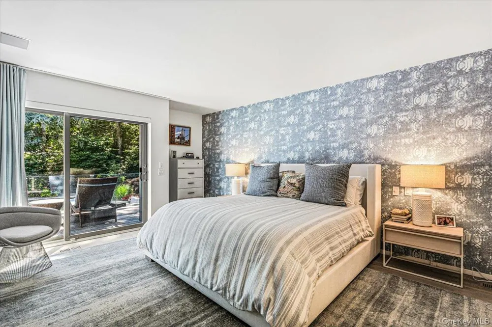 3 Quantuck Bay Lane Westhampton Beach, NY 11978