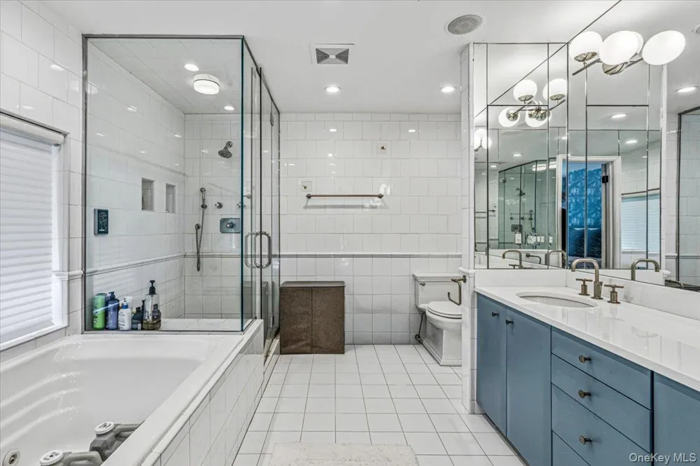 3 Quantuck Bay Lane Westhampton Beach, NY 11978