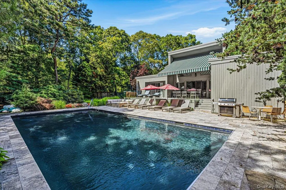 3 Quantuck Bay Lane Westhampton Beach, NY 11978