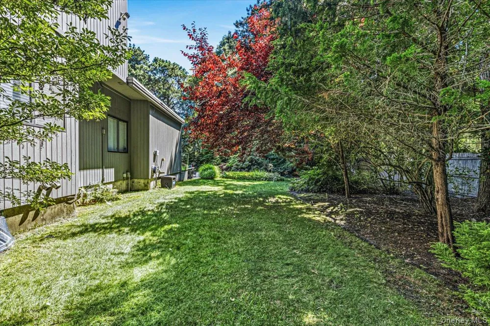 3 Quantuck Bay Lane Westhampton Beach, NY 11978
