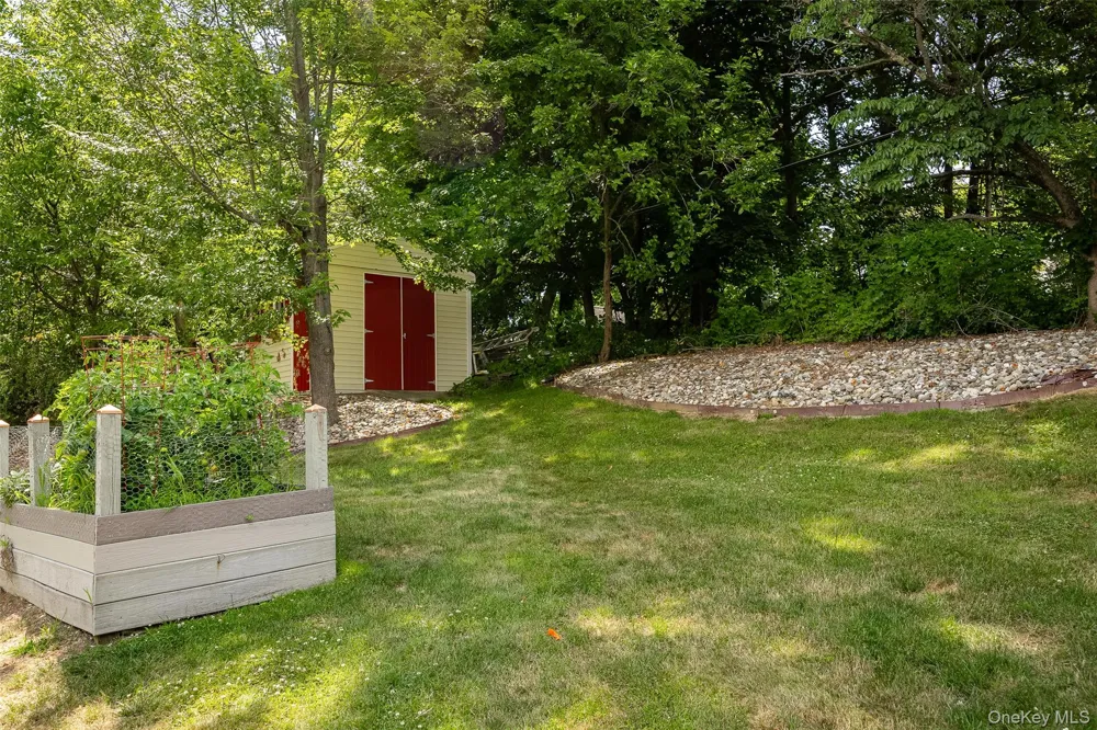61 High View Road Fishkill, NY 12524
