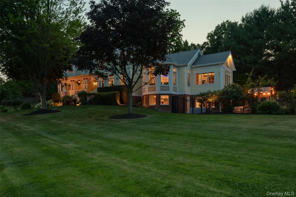 61 High View Road Fishkill, NY 12524