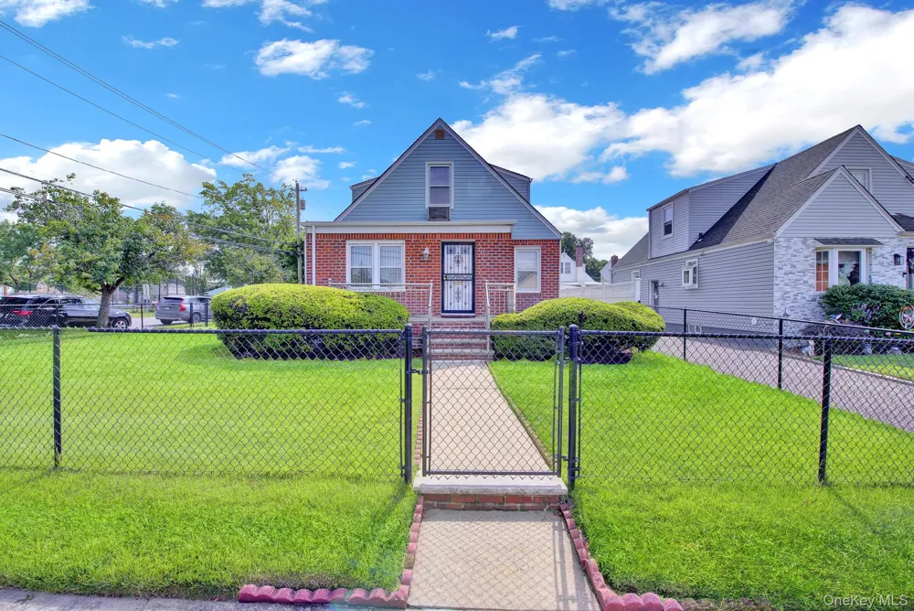 409 Saint Agnes Place Franklin Square, NY 11010