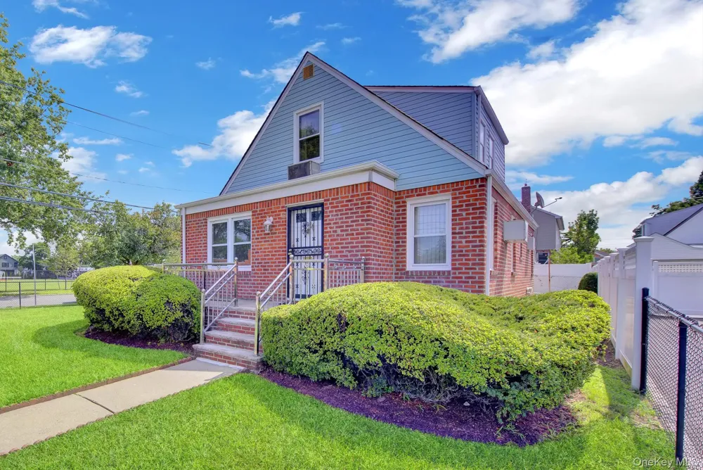 409 Saint Agnes Place Franklin Square, NY 11010