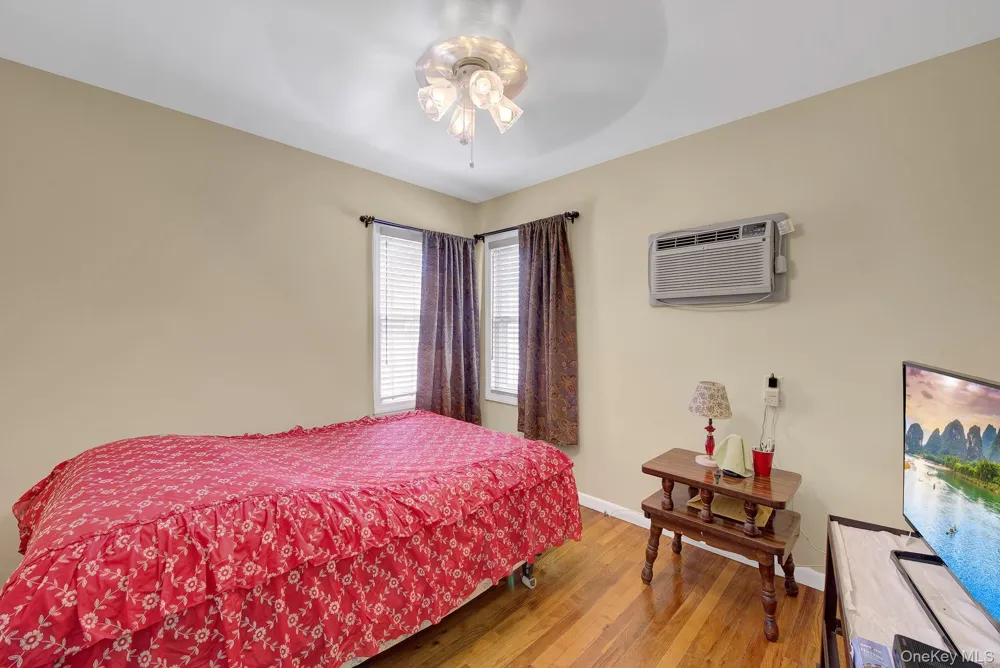 409 Saint Agnes Place Franklin Square, NY 11010