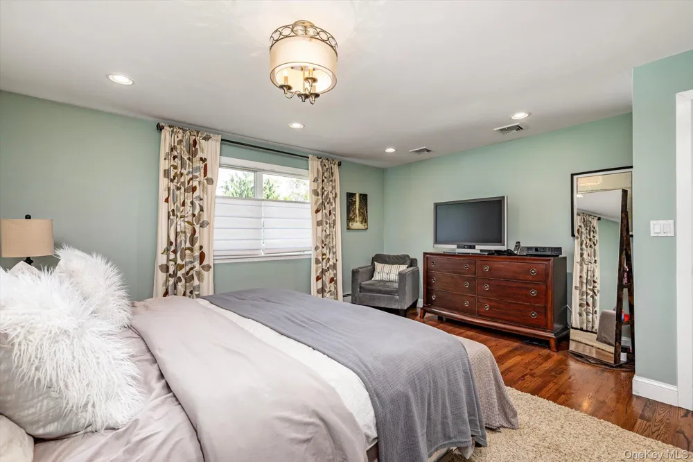 1415 Gaston Street Wantagh, NY 11793