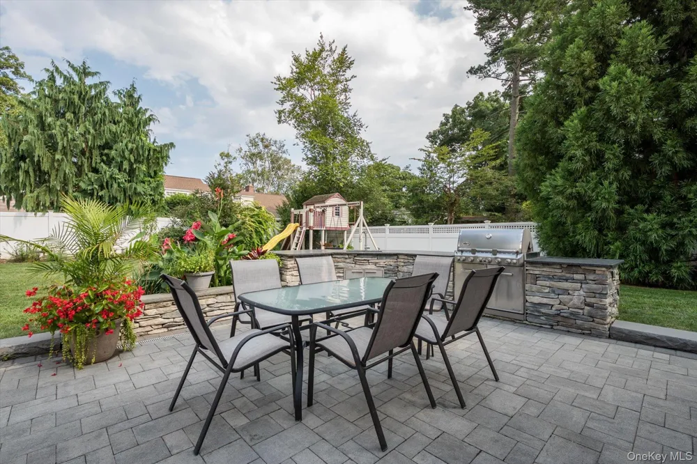 1415 Gaston Street Wantagh, NY 11793