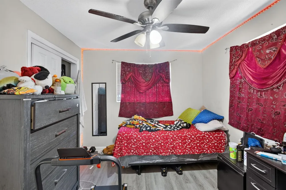 3408 Avenue H W West Palm Beach, FL 33404