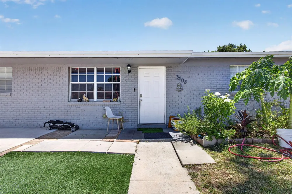 3408 Avenue H W West Palm Beach, FL 33404