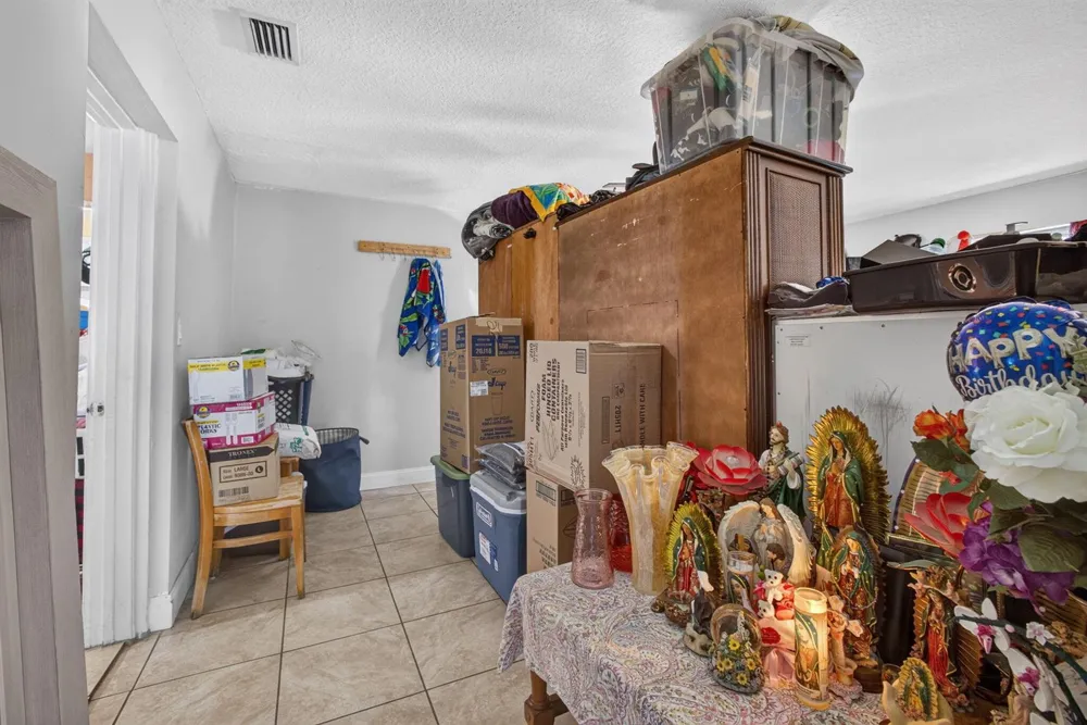 3408 Avenue H W West Palm Beach, FL 33404