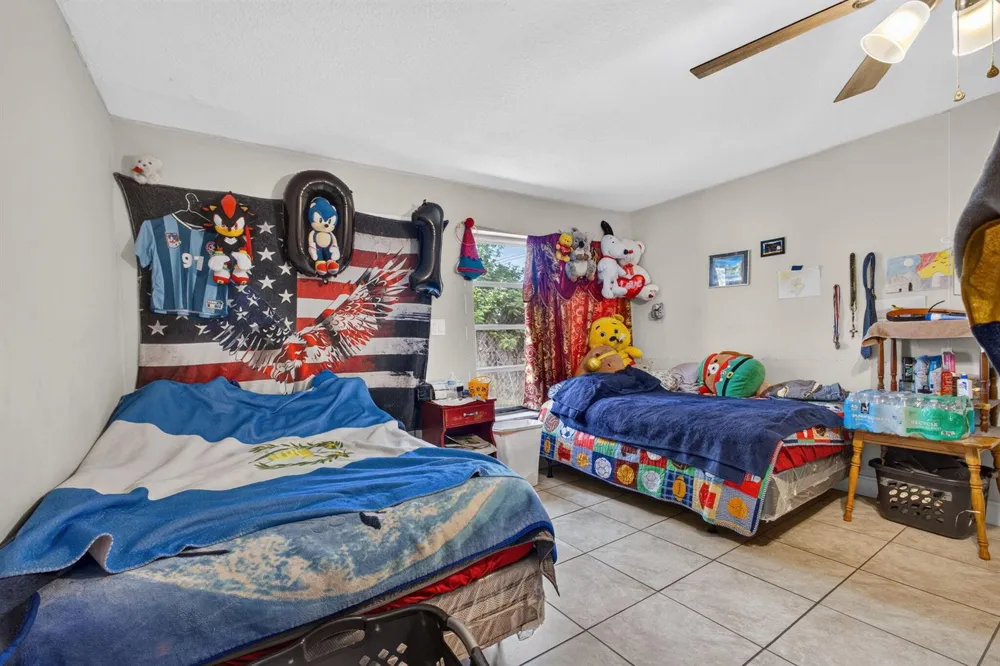 3408 Avenue H W West Palm Beach, FL 33404